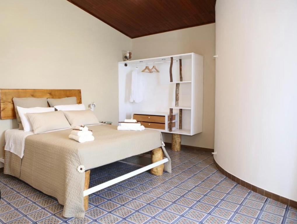 B&B I 3 Mori Barcellona-Pozzo di Gotto Bagian luar foto